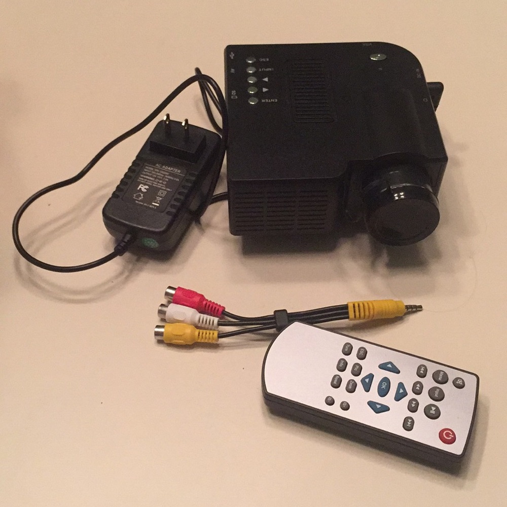 Led Projector - Picture 4 of 6